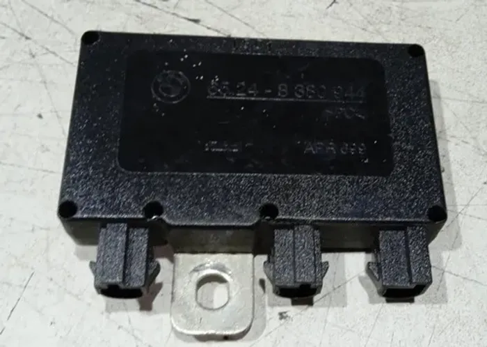 Amplificador Antena Bmw 328 2000 2001 Preto