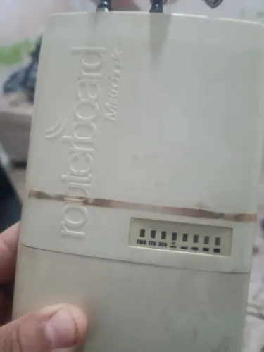 Mikrotik basebox 5 RB 912