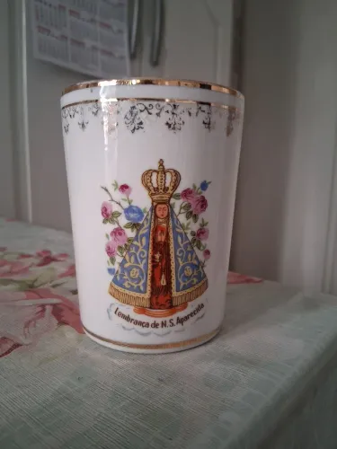 Caneca porcelana N.S. Aparecid