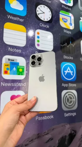 iPhone 16 PRO MAX 256GB - titânio natural bateria 100%