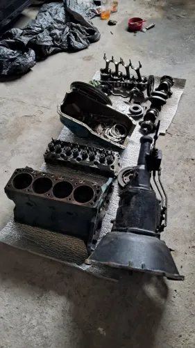 Motor e câmbio do Opala - LEIA O ANUNCIO NÃO RESPONDEREI PERGUNTAS QUE ESTÃO NA DESCRIÇÃO!