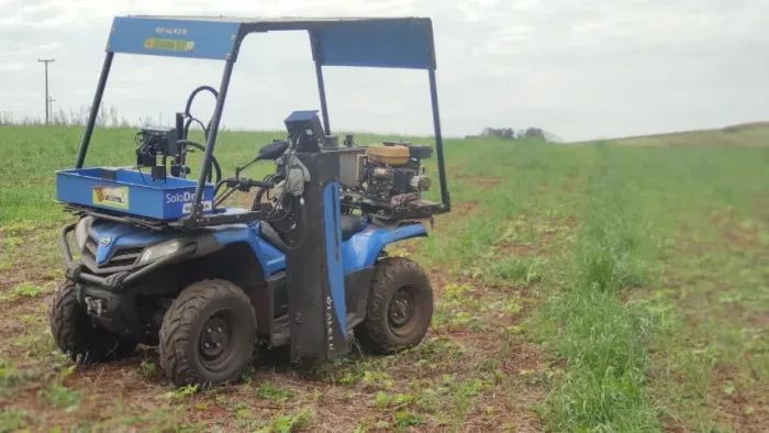 Quadriciclo para agricultura de precisão CFORCE 450L