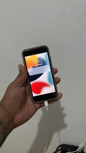 iPhone 7 - Muito Conservado