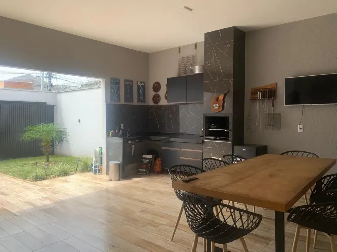 Casa 3 Quartos com Suíte, Planejados e Varanda Gourmet | Rio Jordão Goiânia | Pronta para