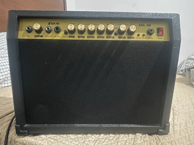 Amplificador de Guitarra Lyx Pro ACL-40 110V