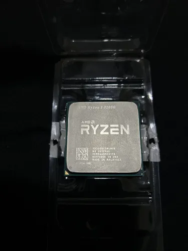 Processador AMD Ryzen 3 3200G (Vega 8 Graphics) - Excelente para PCs de entrada/ESports