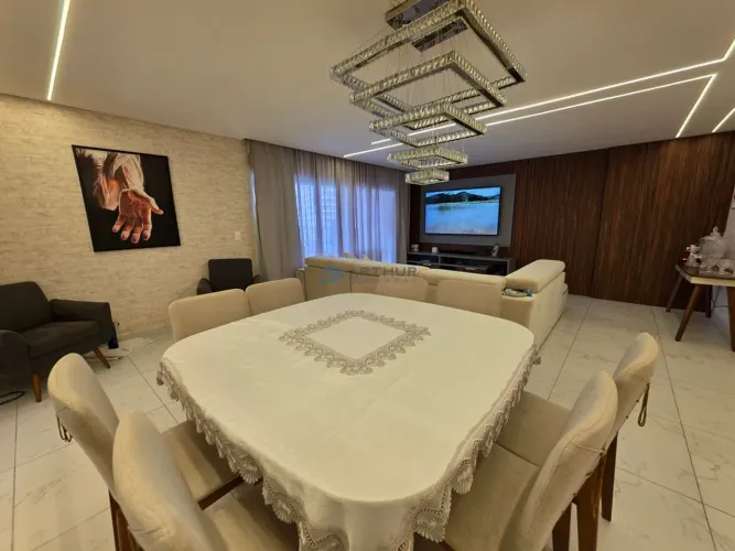 Apartamento à venda em Praia Grande na Aviação com 3 suítes
