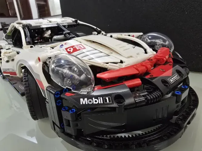 Lego Technic Porsche 911 RSR