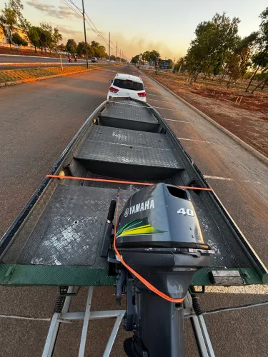 Barco SPORT BASS 600 C/ 40Hp