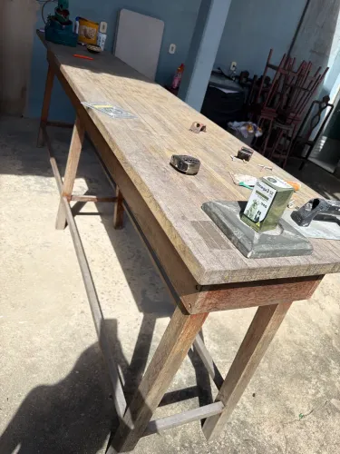 Mesa/ Bistrô c/ 6 banquetas