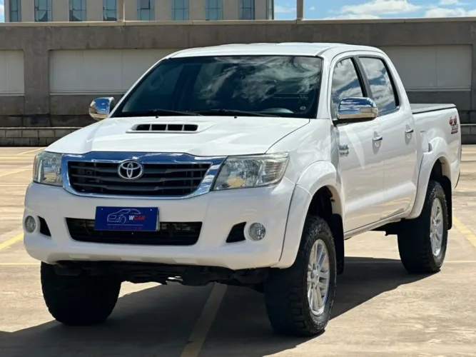 Toyota Hilux CD SRV D4-d 4X4 3.0 TDI Diesel AUT 2010
