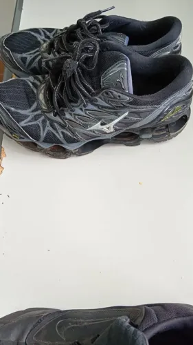 Mizuno Wave Prophecy 7 - tamanho 43,5