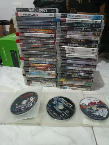 Lote com 50 jogos de PS3