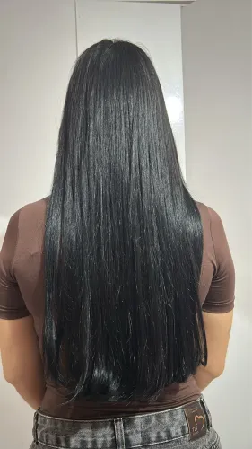 Mega hair, preto liso, tela slim , 55Cm, 4 telas, cabelo com uma semana de uso.