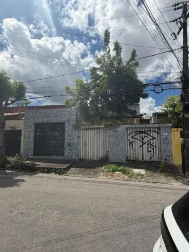 CASA COM COMERCIO SÃO JOÃO DO TAUAPE