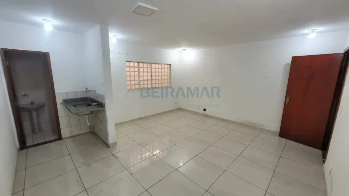 Sala Comercial para Alugar em Taguatinga Norte (Brasília)  30 m² | R$ 900
