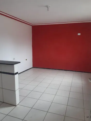 Aluga-se casa! ?