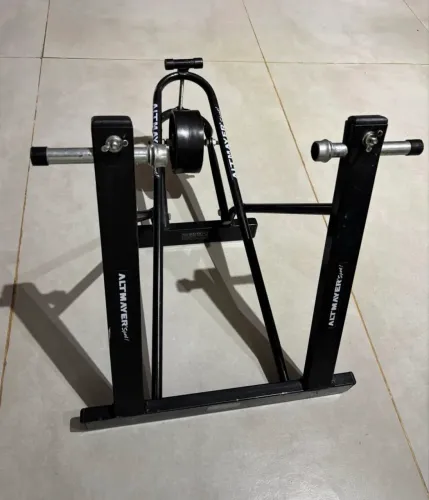 Rolo de Treino para Bicicleta - Ótimo Estado