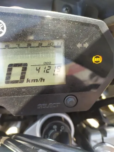 Moto para pessoas exigentes, conservada 