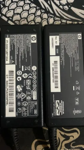 4 fontes de Notebook HP pino Grosso