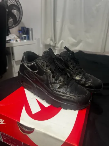 Tênis airmax 90 feminino 35