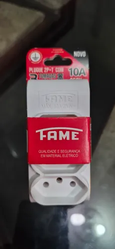 Plug Fame 3 saídas (2 polos + terra)