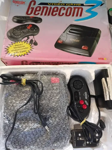 Videogame Geniecom 3 na caixa clone de nintendo
