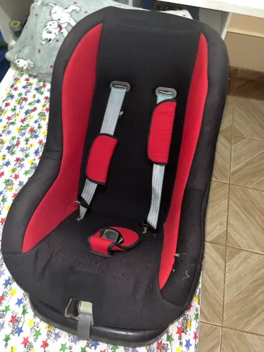 Vende-se cadeirinha para carro