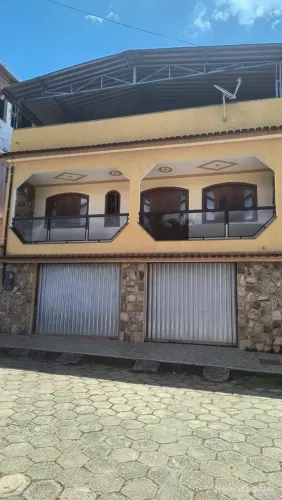 Está a venda essa linda casa em Piaçú.