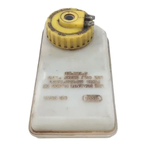 Reservatorio Fluido Freio Chevrolet Corsa 1994 1995 A 2002