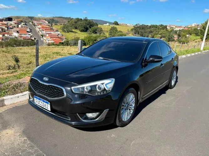 Kia Motors Cadenza EX 3.5 V6 24V 290cv Aut. 2014