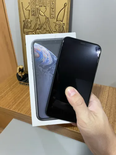 iPhone XR
