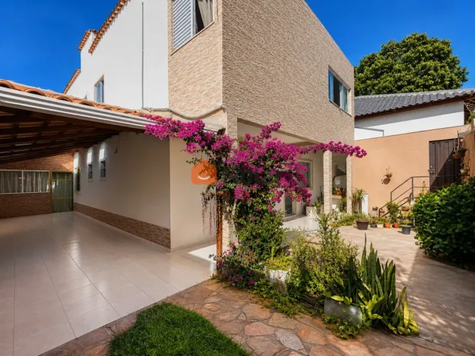 Casa de 3 quartos para alugar com suíte e 4 vagas no Bairro Horto Florestal em Belo Horizo