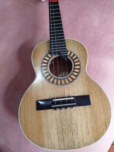Cavaco luthier cedro