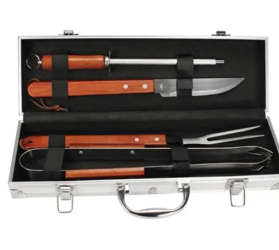 Kit Churrasco Com Maleta 5 Peças de madeira de pinheiro e aço inoxidável