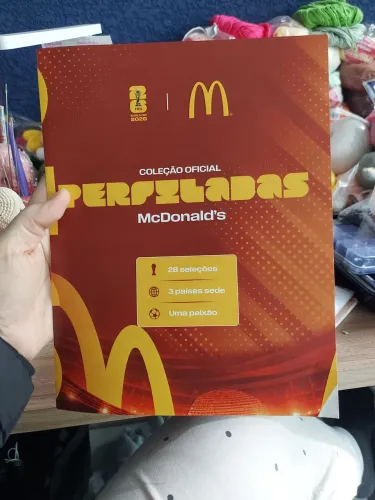 Figurinhas copa perfiladas Mc Donalds