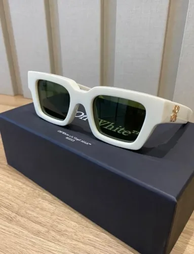 OCULOS OFF-WHITE VIRGIL