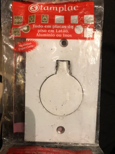 Placa de piso para tomada redonda 