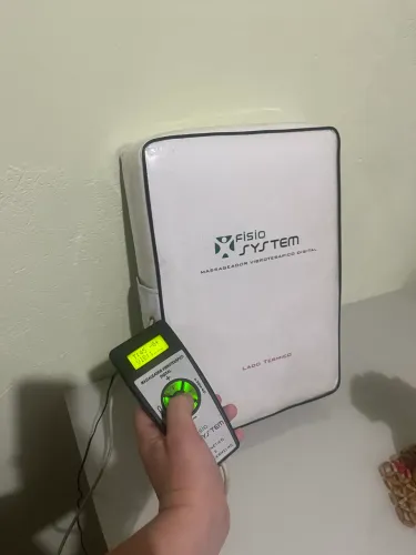 Massageador Vibroterápico Digital Fisio System com Aquecimento