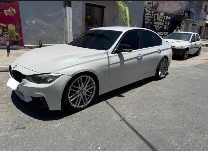 BMW 320I A 2.0 Turbo/activeflex 16V 184cv 4P 2014