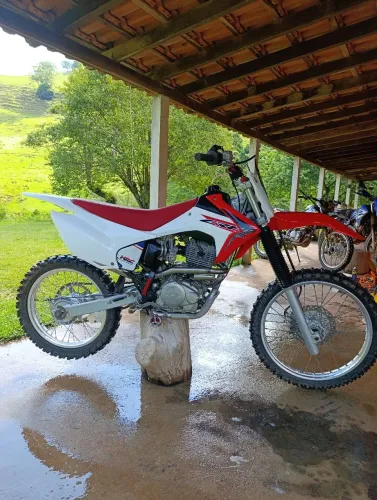 CRF 230 preparada forte giro