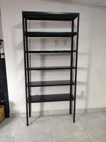 Estante aço preta