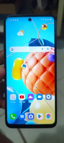 Celular k62+ com película de privacidade