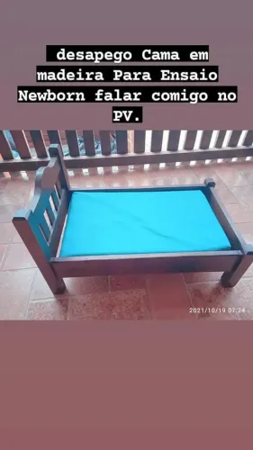 Vendo caminha em madeira com colchão cama perfeita para pet ou para ensaio infantil