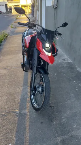 Yamaha Lander 250 Connected 2025 Vermelha