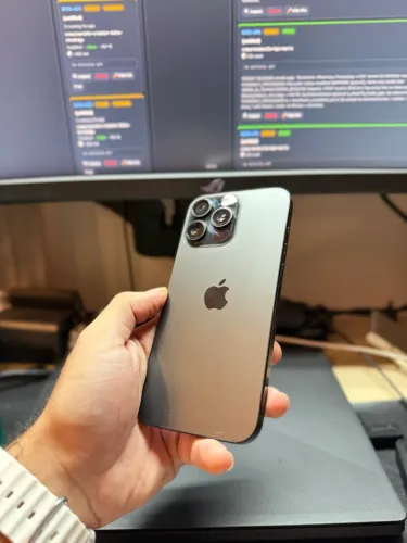 iPhone 16 Pro Max 256GB | 98% de Bateria | Titânio Natural