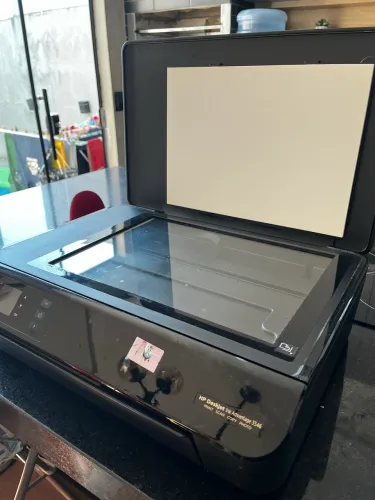 Impressora HP Deskjet Ink Advantage 3546 (não funciona) - R$250