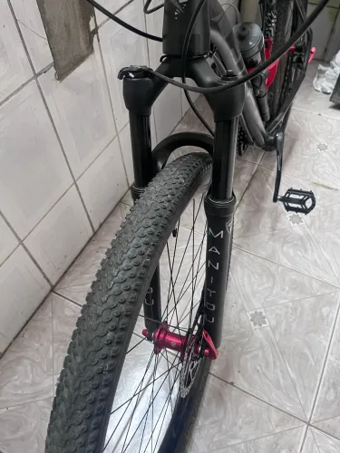 Bicicleta First tamanho 19 