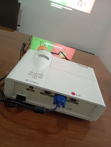 projetor LG data show