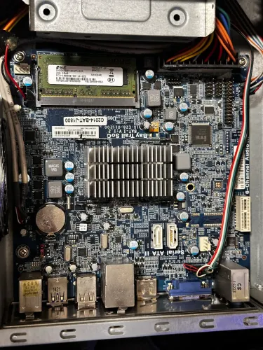 Kit mini ITX - processador Pentium J180?
